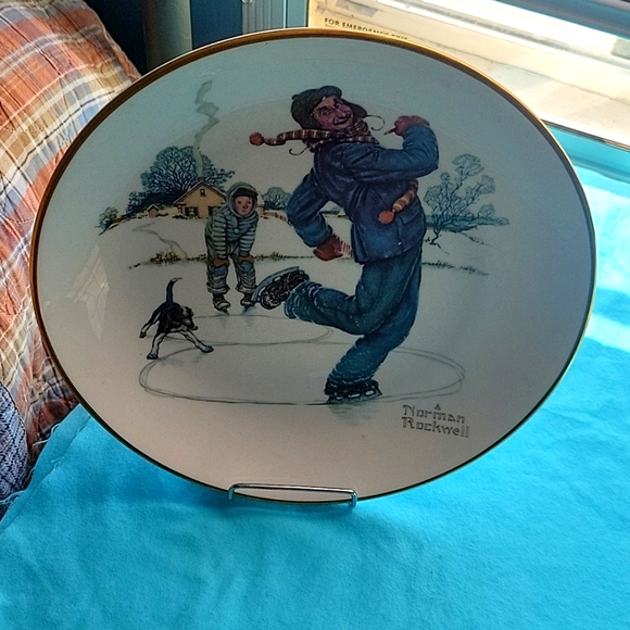 Vintage Norman Rockwell "Winter - Gay Blades" Plate - Picture 1 of 3